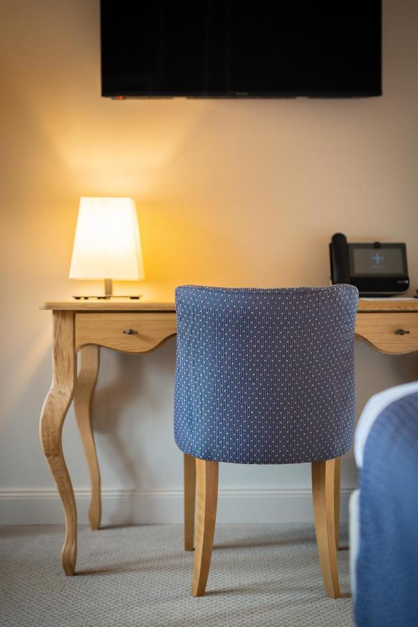 Chateau Hotel 4*